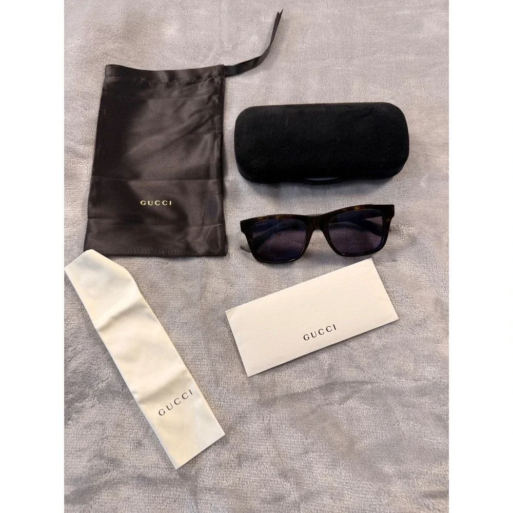 Gucci Tortoise Square Sunglasses Matte Arms Web Stripe‎ Logo Italy Unisex